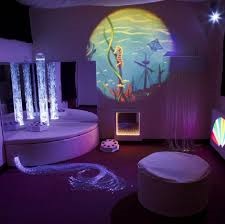 Темна сенсорна кімната